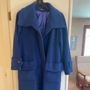 Harve Benard  Royal blue vintage wool coat  Size Med/Med Large